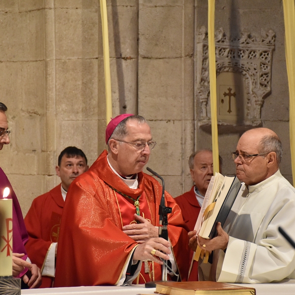 El obispo, Fernando Valera llama a Zamora a entrar en la Semana Santa con esperanza y caridad