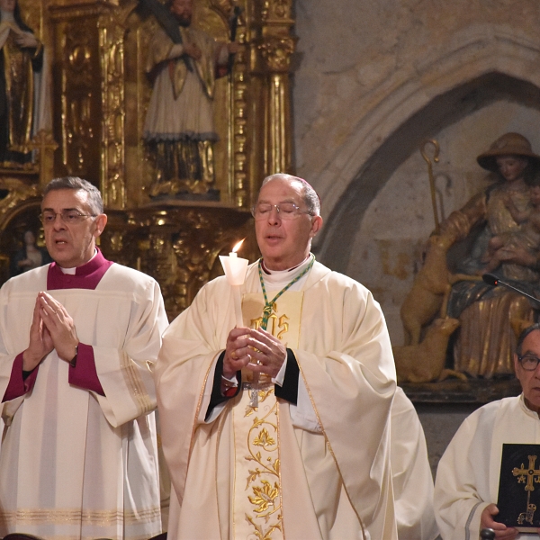La Iglesia de Zamora culmina el Triduo Pascual con la alegría de la Resurrección