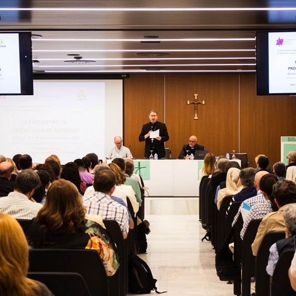 Miembros del proyecto Kumi participan en el encuentro nacional de protección de menores