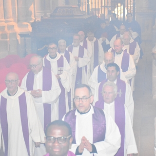 Zamora se despide de Uriarte con la celebración de la misa en la catedral