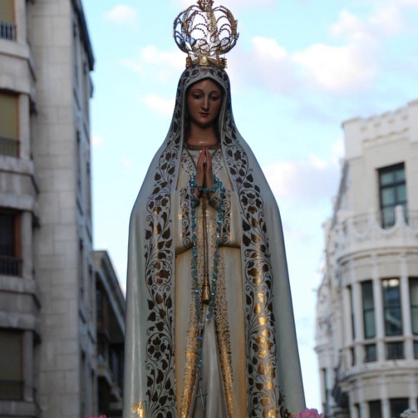 Rosario de la Aurora