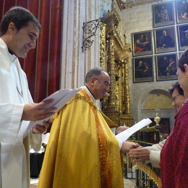 Entrega de la missio y jubileo de catequistas y profesores de Religión