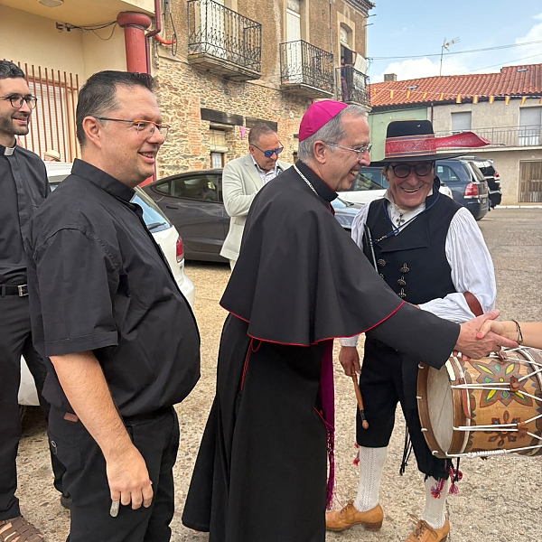 Fernando Valera culmina en Alba cinco días de visita pastoral, escucha y esperanza