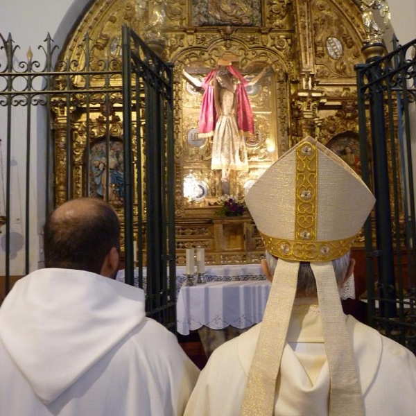 Eucaristía y unción en la iglesia de Villarrín