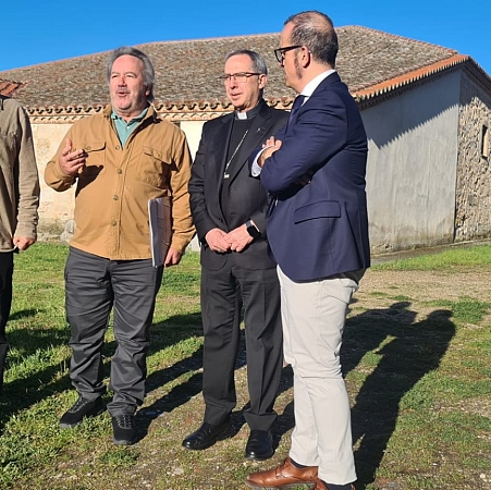 Circunvalar la catedral de Zamora, un acto de “gratuidad y coherencia”