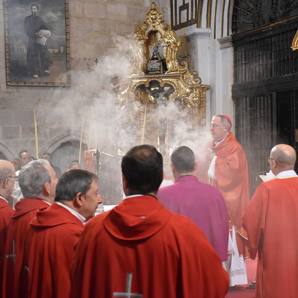 El obispo, Fernando Valera llama a Zamora a entrar en la Semana Santa con esperanza y caridad
