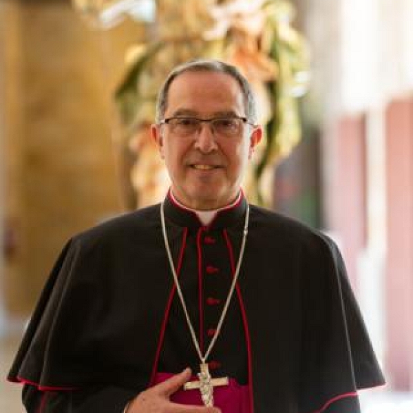 Monseñor Valera pregona la Semana Santa de Astorga