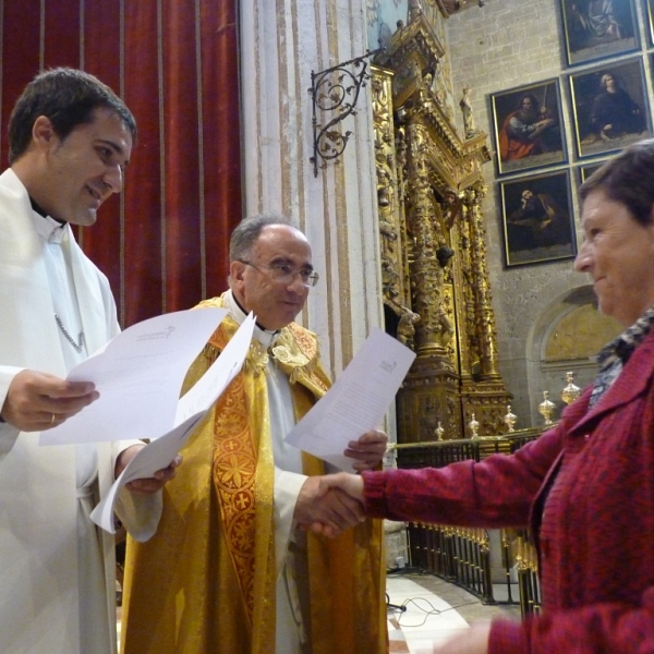 Entrega de la missio y jubileo de catequistas y profesores de Religión