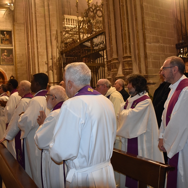 Zamora se despide de Uriarte con la celebración de la misa en la catedral