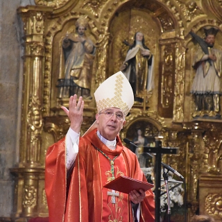 Treinta y tres adultos reciben el don del Espíritu en Pentecostés