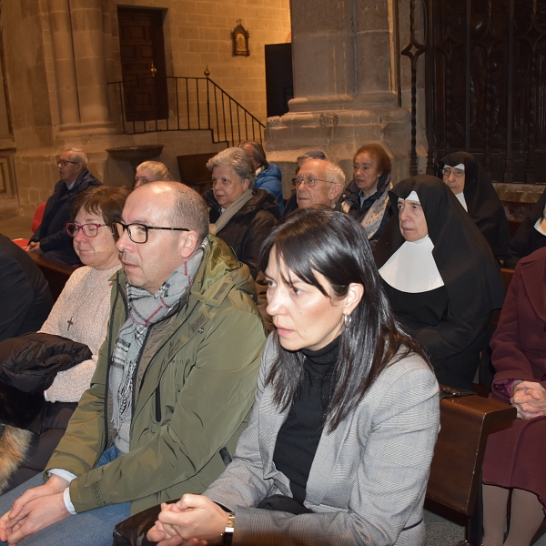 Zamora se despide de Uriarte con la celebración de la misa en la catedral