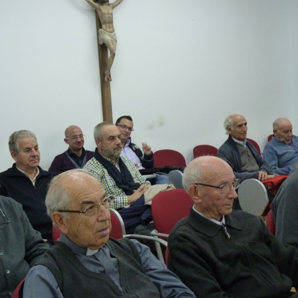 Conferencia de Don Julián López: “La liturgia como fuente de vida espiritual en la vida de los sacer