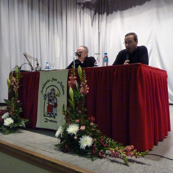 Conferencia de José Francisco Matías