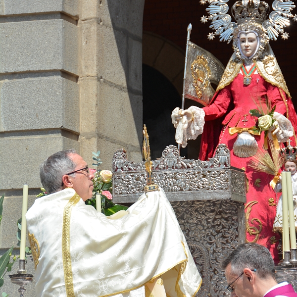 Un Corpus que dejó pequeña la Catedral