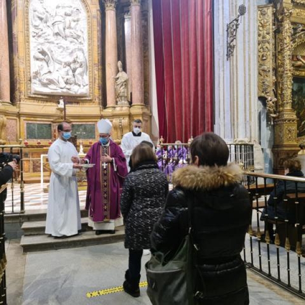 Miércoles de ceniza en la catedral