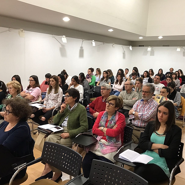 Seminario sobre Cosmogénesis