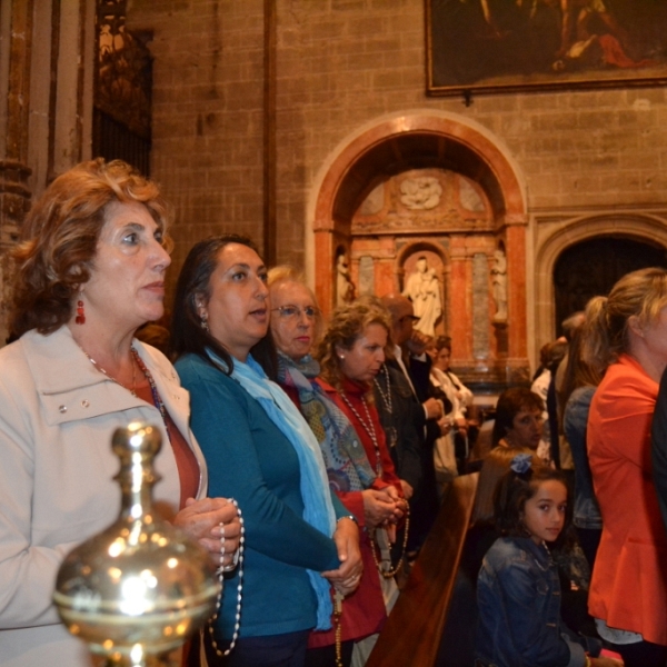 Traslado procesional de Nuestra Madre