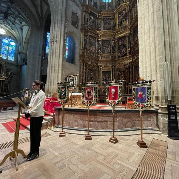 El obispo, pregonero de la Semana Santa de Astorga