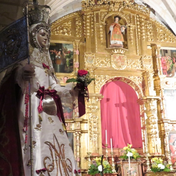 Salida de la Virgen de la Concha (Romería La Hiniesta)