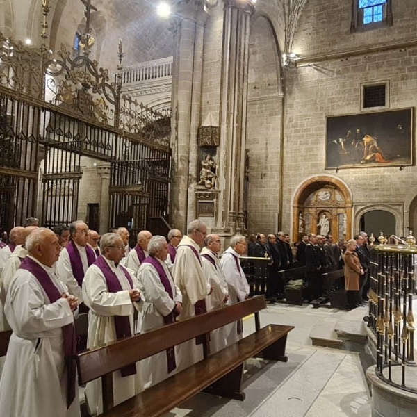 Misa en honor a Benedicto XVI