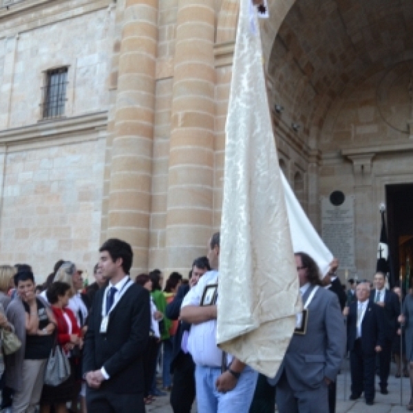 Procesión de Nuestra Madre coronada