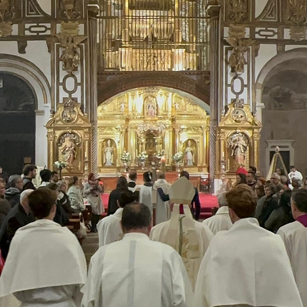 La Iglesia de Zamora culmina el Triduo Pascual con la alegría de la Resurrección