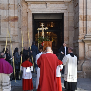 El obispo, Fernando Valera llama a Zamora a entrar en la Semana Santa con esperanza y caridad