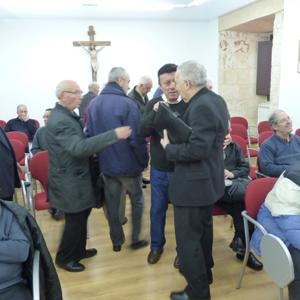 Conferencia de Don Julián López: “La liturgia como fuente de vida espiritual en la vida de los sacer