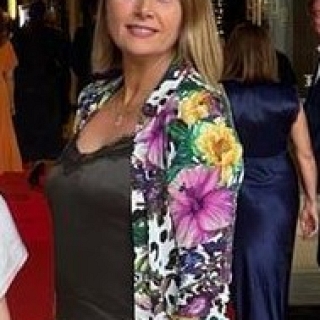 Teresa Ares