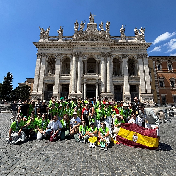 El Jubileo de Roma: otra experiencia inolvidable para medio centenar de jóvenes zamoranos