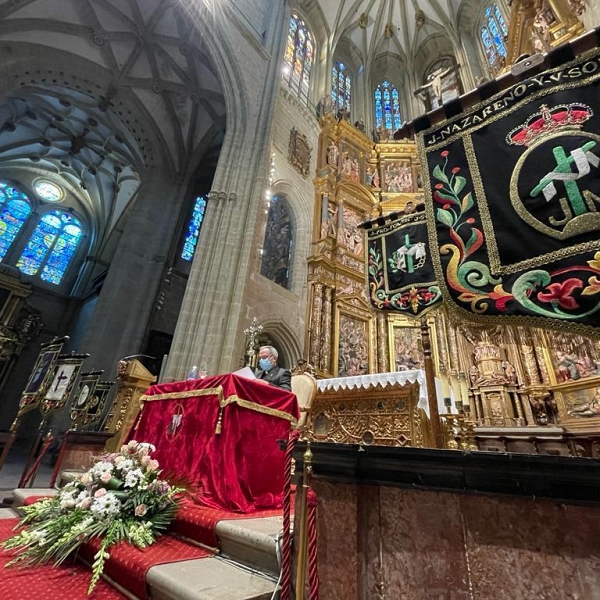 El obispo, pregonero de la Semana Santa de Astorga