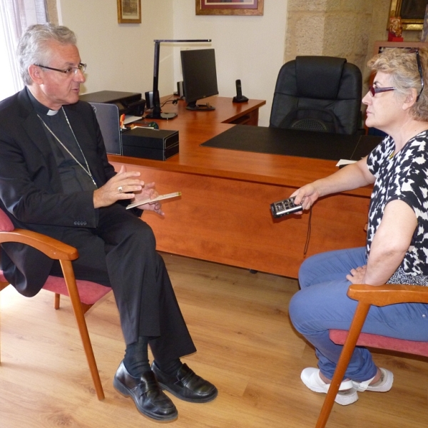 Entrevista a mons. Vives