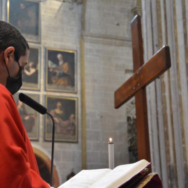 La Cruz de los jóvenes y el icono de María, en Zamora