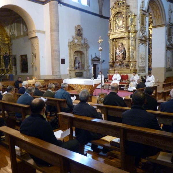 Inicio de la formación permanente del clero 2013/14