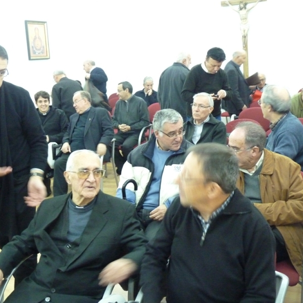 Charla de D. Julián López: “La liturgia como fuente de vida espiritual en la vida de los sacerdotes”