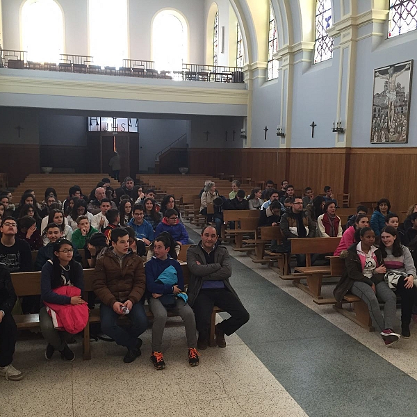 Encuentro de adolescentes (2016)