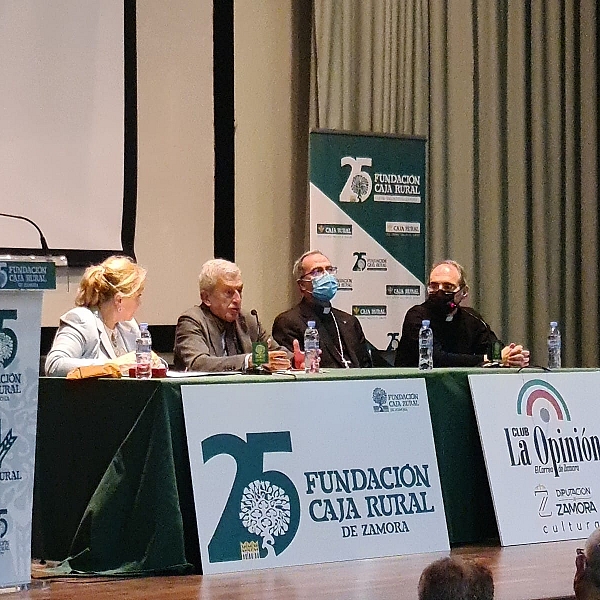 El presidente de Cáritas Española reflexiona sobre la pobreza en Zamora