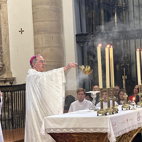 Zamora abre un nuevo faro de oración en la Capilla de Adoración Perpetua