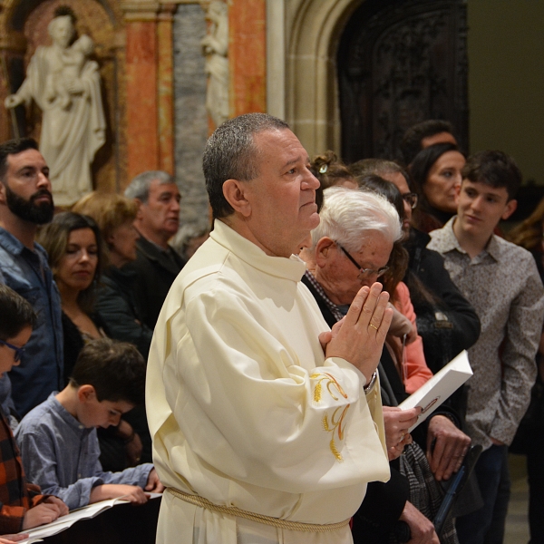 Ordenación de Antonio Vela