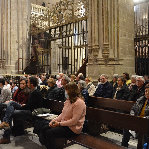 Zamora vive un día histórico con la ordenación de su primer diácono permanente