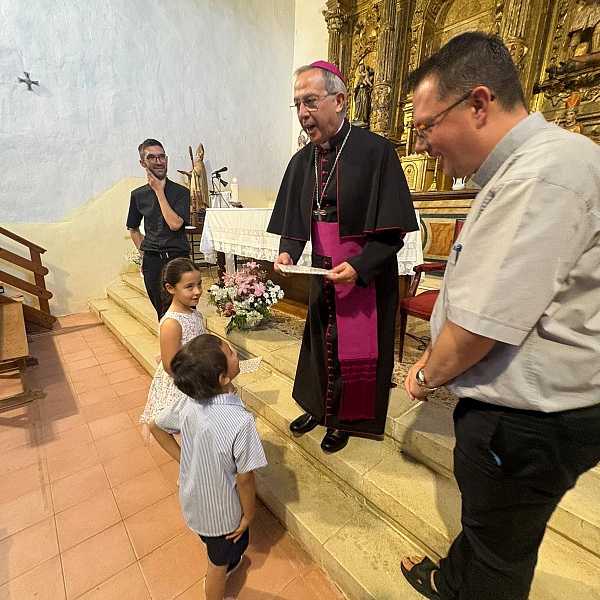 Fernando Valera culmina en Alba cinco días de visita pastoral, escucha y esperanza
