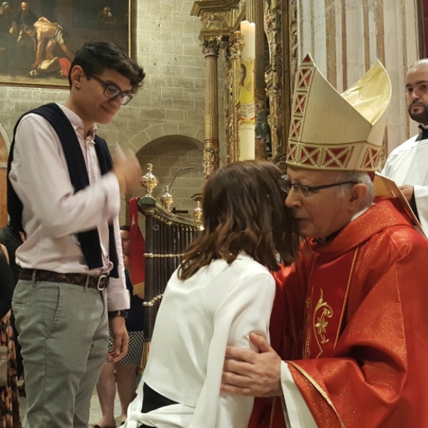 Vigilia de Pentecostés y confirmaciones de adultos