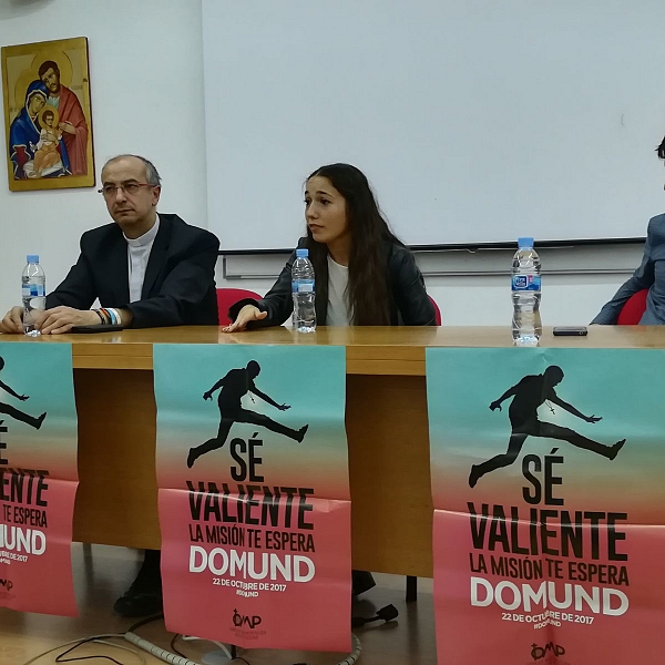 Mesa redonda: jóvenes en misión