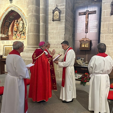 Entronización de las reliquias de los mártires Agustinos Zamoranos del siglo XX en la Catedral