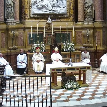 Sacerdocio, eucaristía y los pobres se unen en la tarde del jueves santo