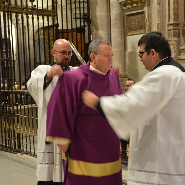 Ordenación de Antonio Vela