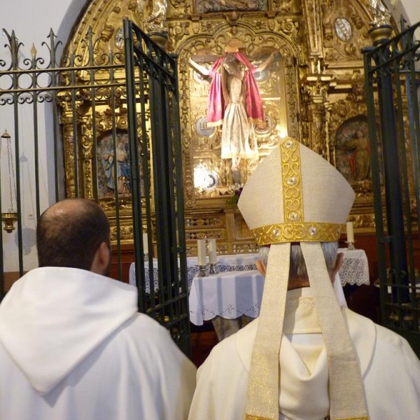 Eucaristía y unción en la iglesia de Villarrín