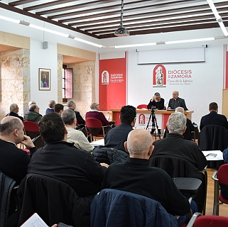 El clero de Zamora reflexiona sobre los retos de la Iglesia en el cambio de época
