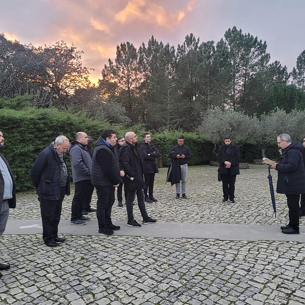 El obispo de Zamora peregrina a Fátima con el grupo de curas jóvenes