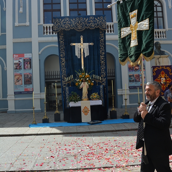 Un Corpus que dejó pequeña la Catedral